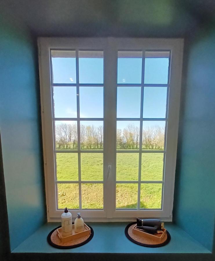 Manoir De Pierreville Audouville-la-Hubert ภายนอก รูปภาพ
