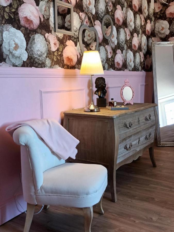 Manoir De Pierreville Audouville-la-Hubert ภายนอก รูปภาพ